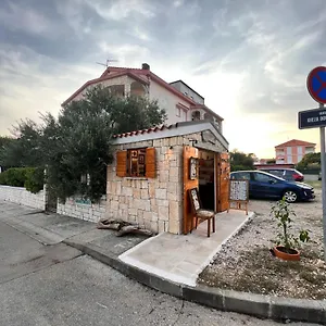 Nena Apartmán